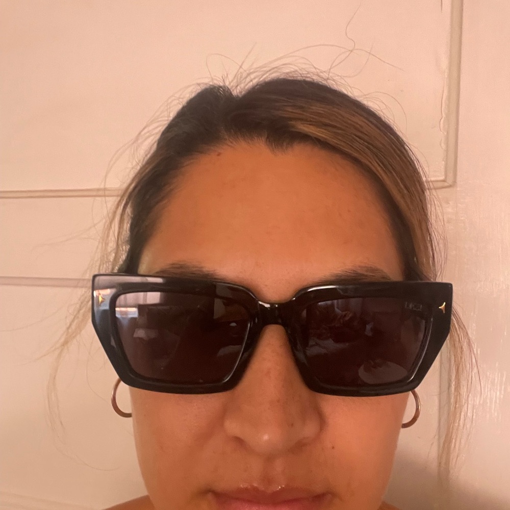 DEZI Black Square-Frame Sunglasses with Gold Accent - Picture 9 of 9